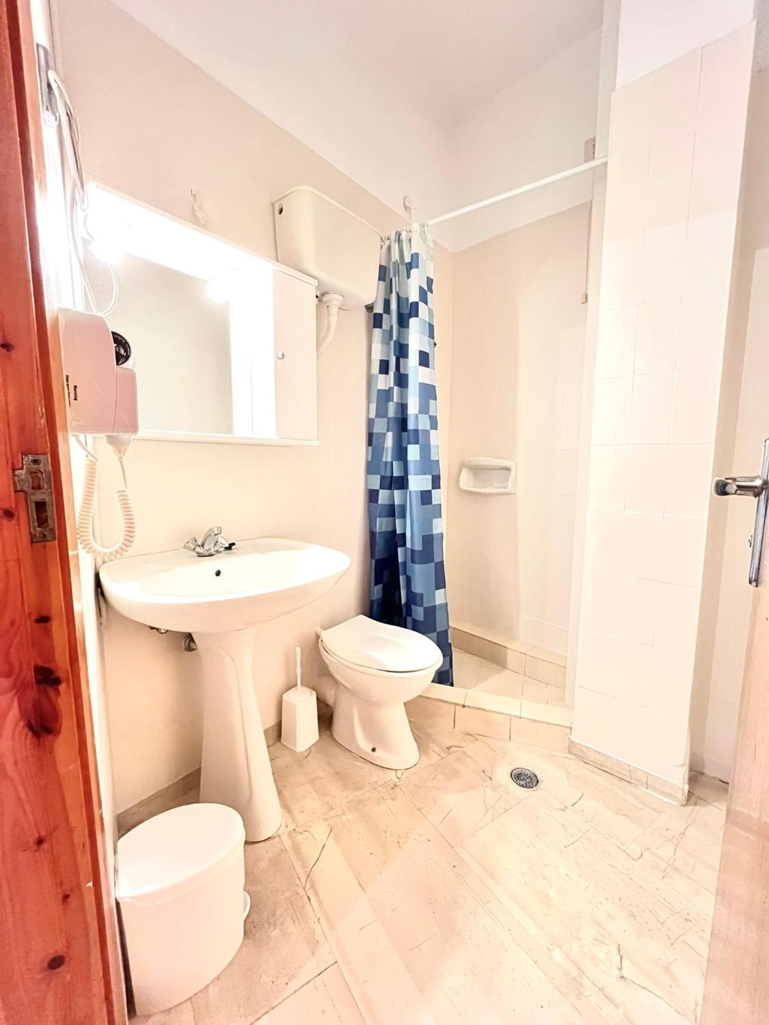 Oelia Rooms & Apartments Agia Marina  Exterior foto