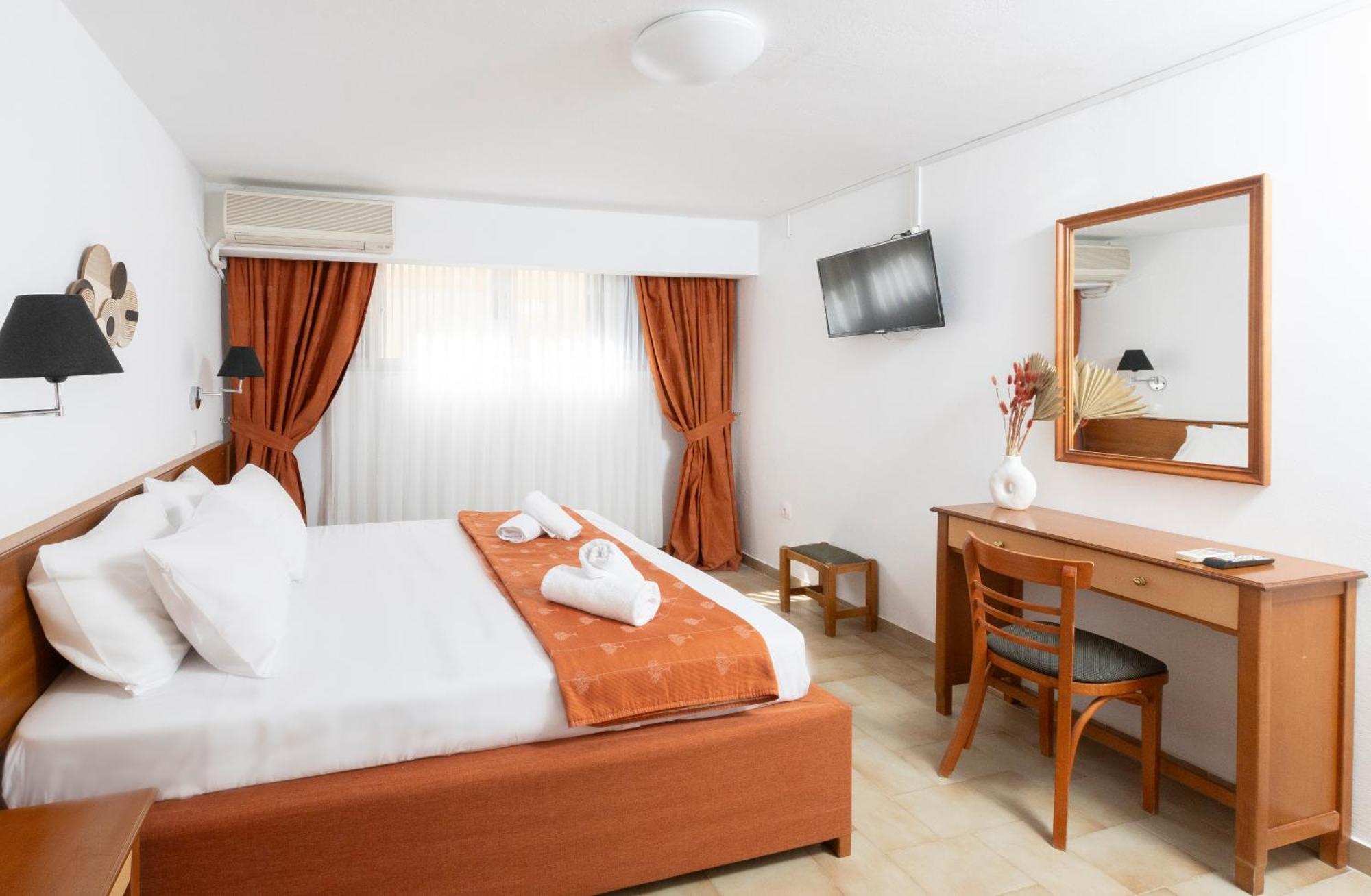 Oelia Rooms & Apartments Agia Marina  Exterior foto